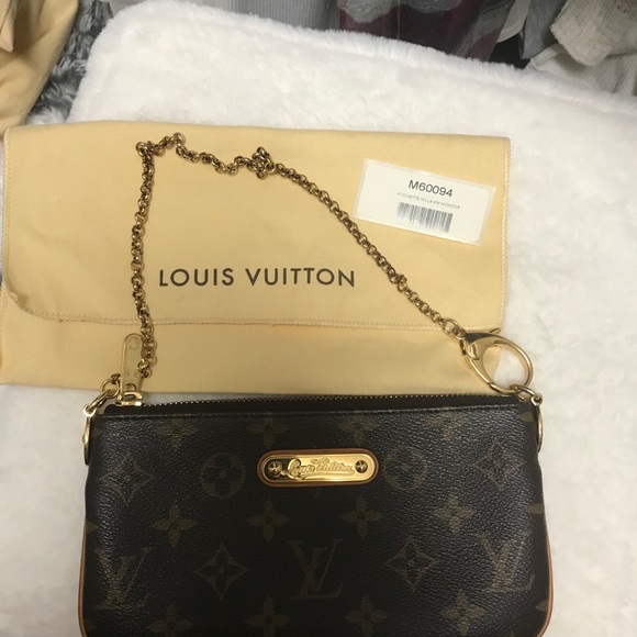 Louis Vuitton Milla Pochette mm Monogram - Picture 2 of 9